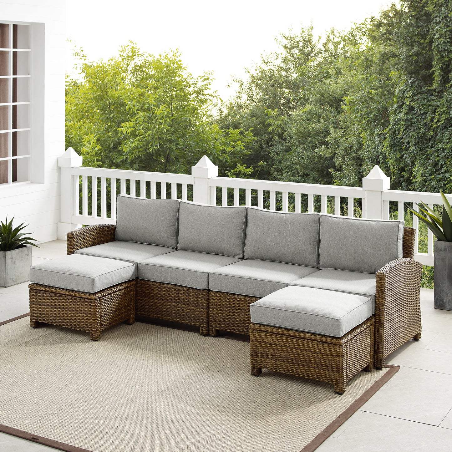 Bradenton 4Pc Outdoor Wicker Sectional Set Gray /Weathered Brown - Left Loveseat, Right Loveseat, & 2 Ottomans